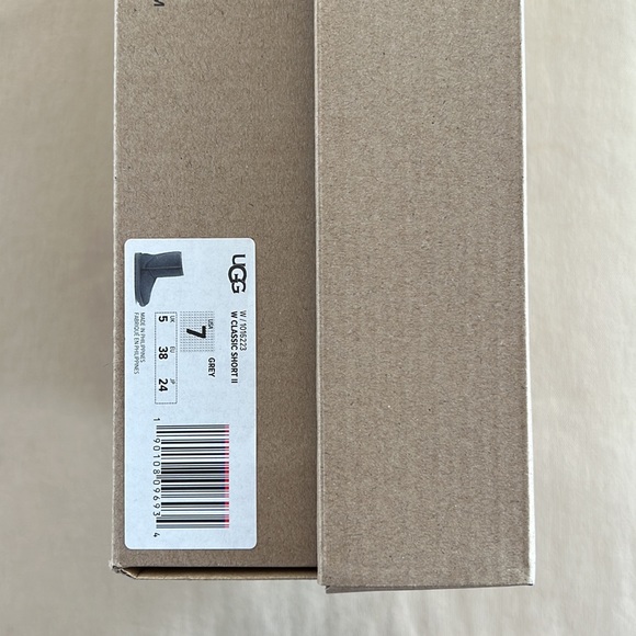 UGG Boot Box - Picture 3 of 10